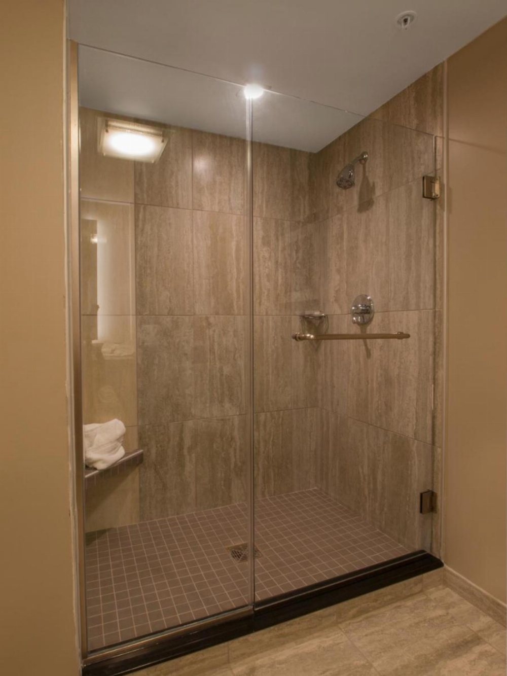 Room image 2