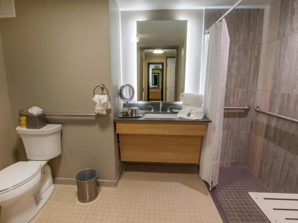 Room image 3